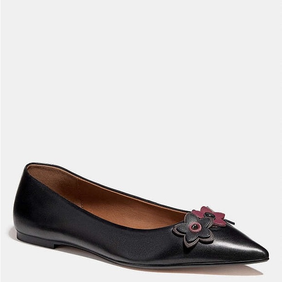 Coach Shoes - Coach Leather Flat With Floral Applique Size 9.5